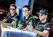 ริมสนามแข่งความเร็ว .. นักแข่งหล่อบอกต่อด้วย