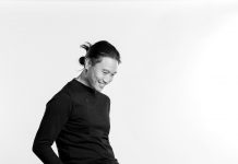 ได้กลิ่นเพลงฮิต! ‘แอลลี่’ เดบิวต์ซิงเกิล “How To Love (feat. GRAY)” ‘กึ้ง-โฟร์วันวัน มิวสิก’ ปล่อยงานดีทุกแพลตฟอร์มทั่วโลกแล้ววันนี้!