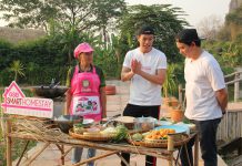 “ปอ อรรณพ” เยือนสองแคว ร่วมพัฒนาชุมชนท่องเที่ยวบ้านมุงเหนือ เนินมะปราง จ.พิษณุโลก กับโครงการชุมชนประชารัฐสีชมพู GSB SMART HOMESTAY โฮมสเตย์มีสไตล์