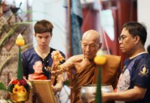 “ป๋อง สุพรรณ” หัวเรือใหญ่ พร้อมลูกศิษย์ วัดพุทไธศวรรย์ เปิดฤกษ์พิธีบวงสรวง “จตุคามรามเทพ” รุ่นปาฏิหาริย์ เหนือดวง นำรายได้เข้าวัด เพื่อบูรณะและปรับปรุง