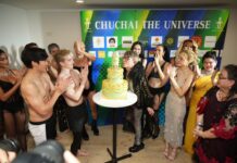 อลังปังเว่อร์ที่สุดแห่งปี ‘เจนี่ ตงตง ไนกี้’ ฉลองวันเกิด ไฮโซชูชัย เจ้าแม่เพชรหมื่นล้าน ในธีม Diamond Night Pool Party หอบเพชรอวดระยิบระยับ มูลค่า 5,000 ล้าน