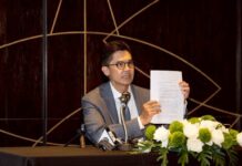 ‘ณพ ณรงค์เดช’ แถลงใหญ่ปมตุลาการเสนอรับสินบน “ร้อยโล” เผยโดนล็อกเงินปันผลยาวนานกระทบธุรกิจ-ครอบครัว ขอเดินหน้าอาสาตีแผ่ความจริงเพื่อร่วมรักษากระบวนการยุติธรรม