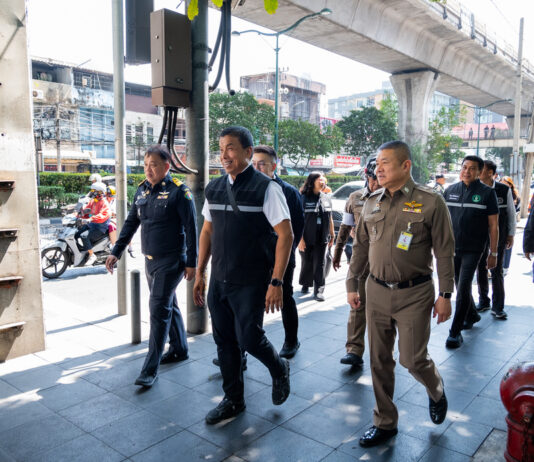 เปลี่ยนไฟจราจรให้ฉลาด กทม.เร่งติดตั้ง Adaptive ครอบคลุมทางแยกหลัก ใช้เทคโนโลยี ช่วยแก้รถติดทั้งโครงข่าย มุ่งสู่ “เมืองเดินทางดี” สำหรับทุกคน