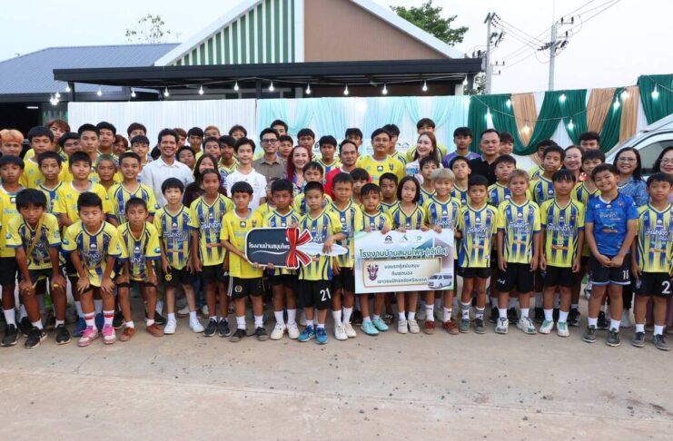 สุดยิ่งใหญ่! มหกรรมคอนเสิร์ตแทนคำขอบคุณ พาร์ทเนอร์ และลูกค้า โดย “โรงงานบ้านสมุนไพร”